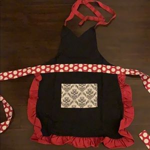Minnie Mouse style apron by chique chef